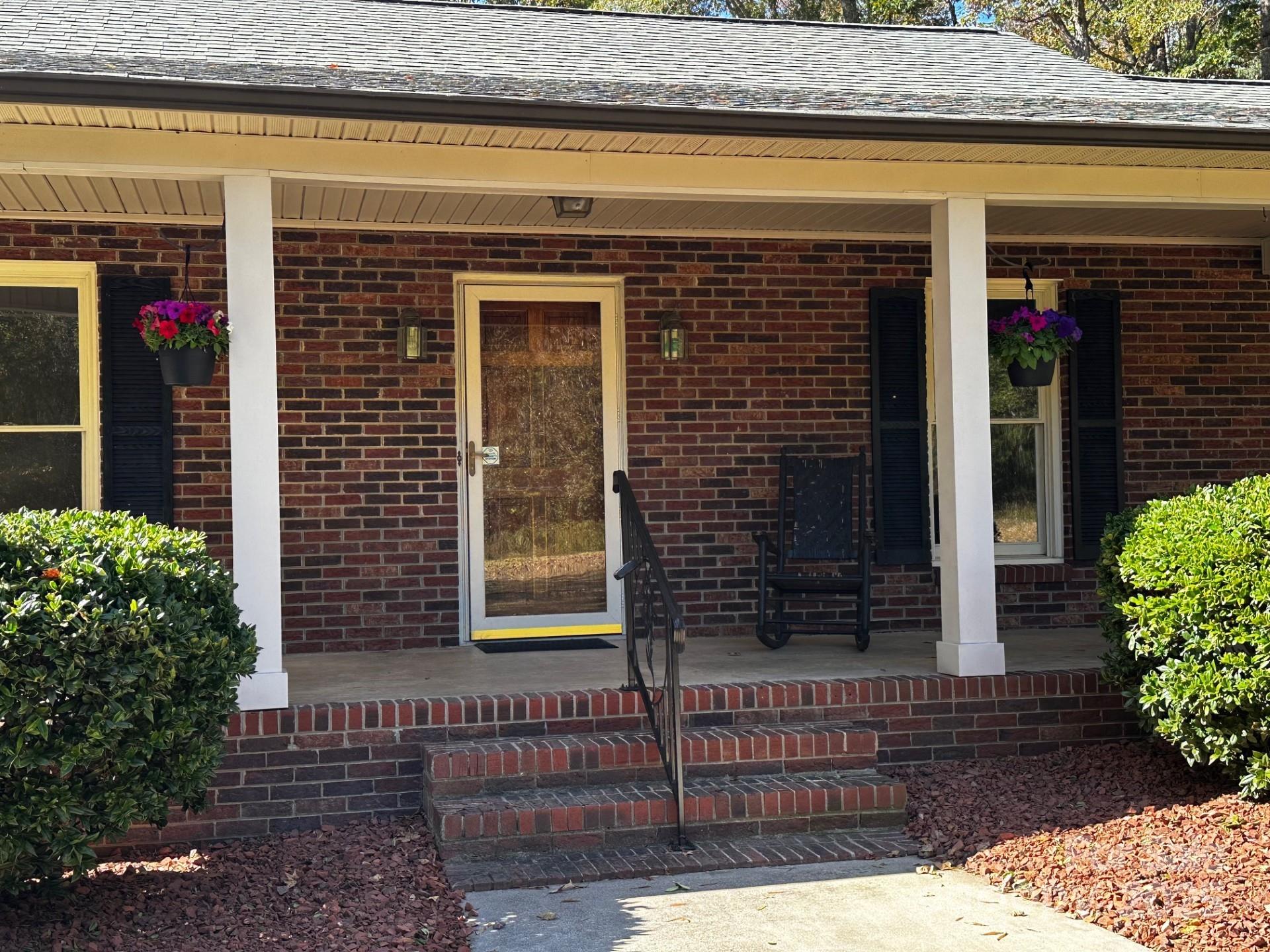 1080 Gin Road