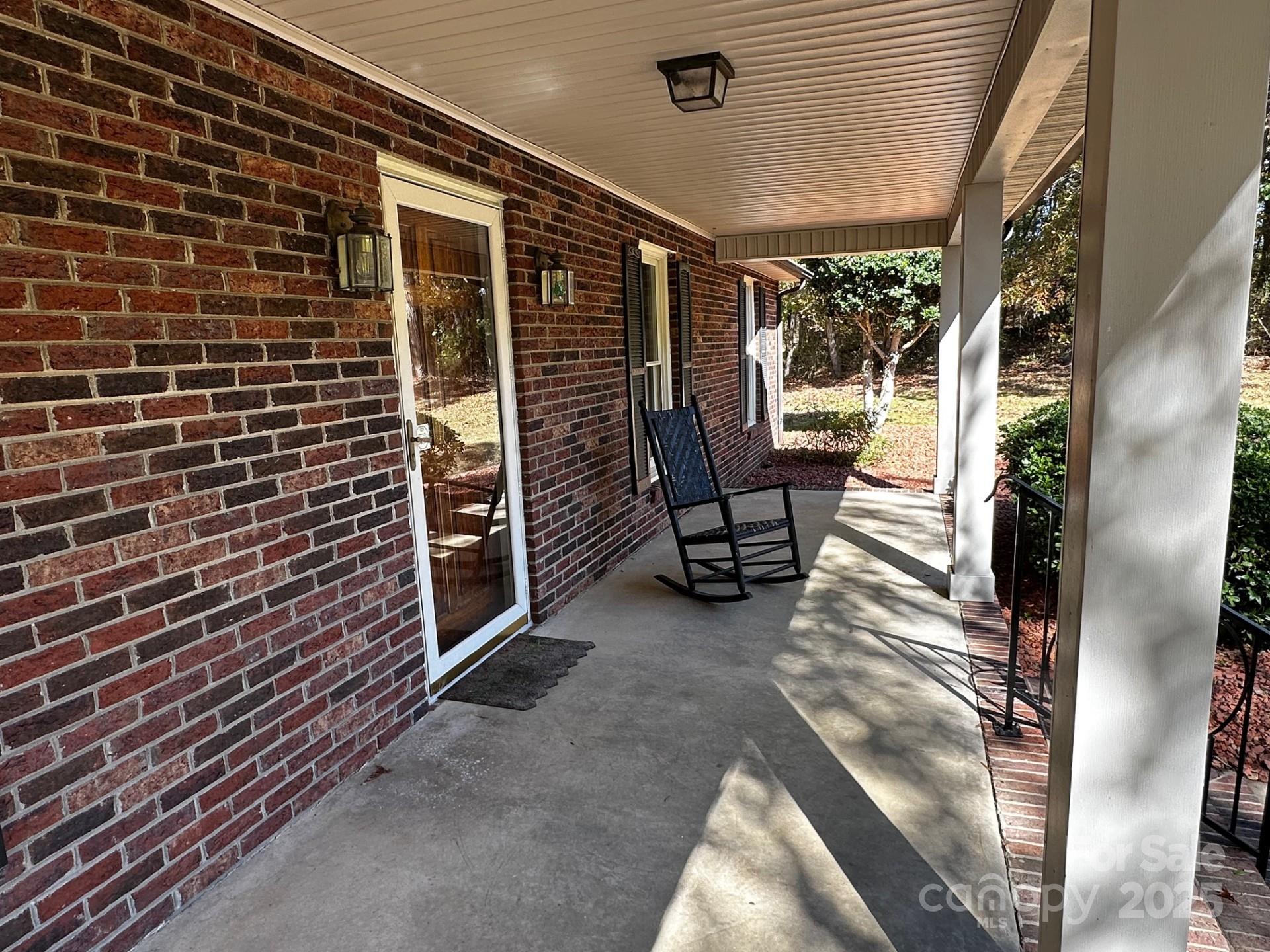 1080 Gin Road