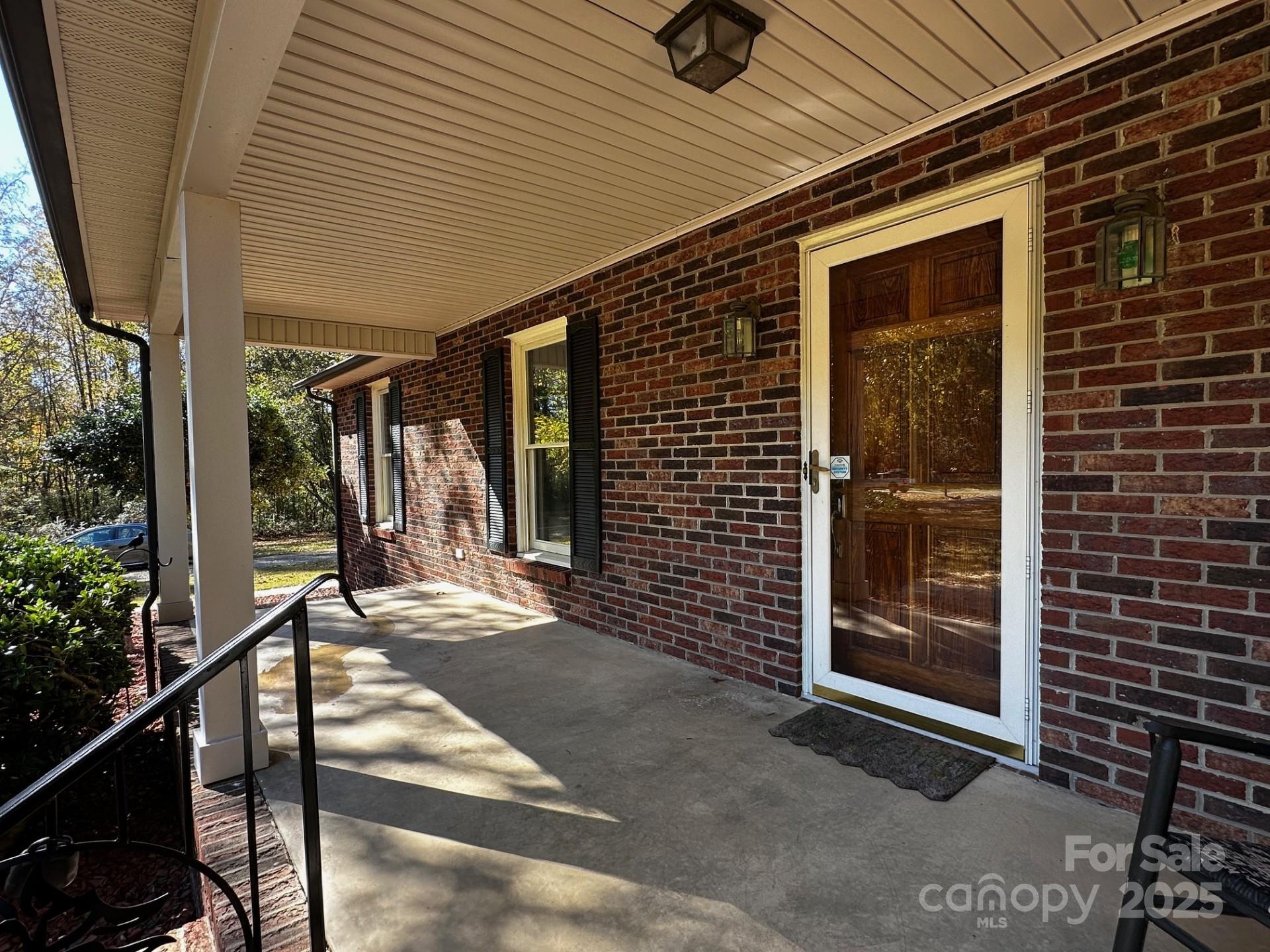 1080 Gin Road