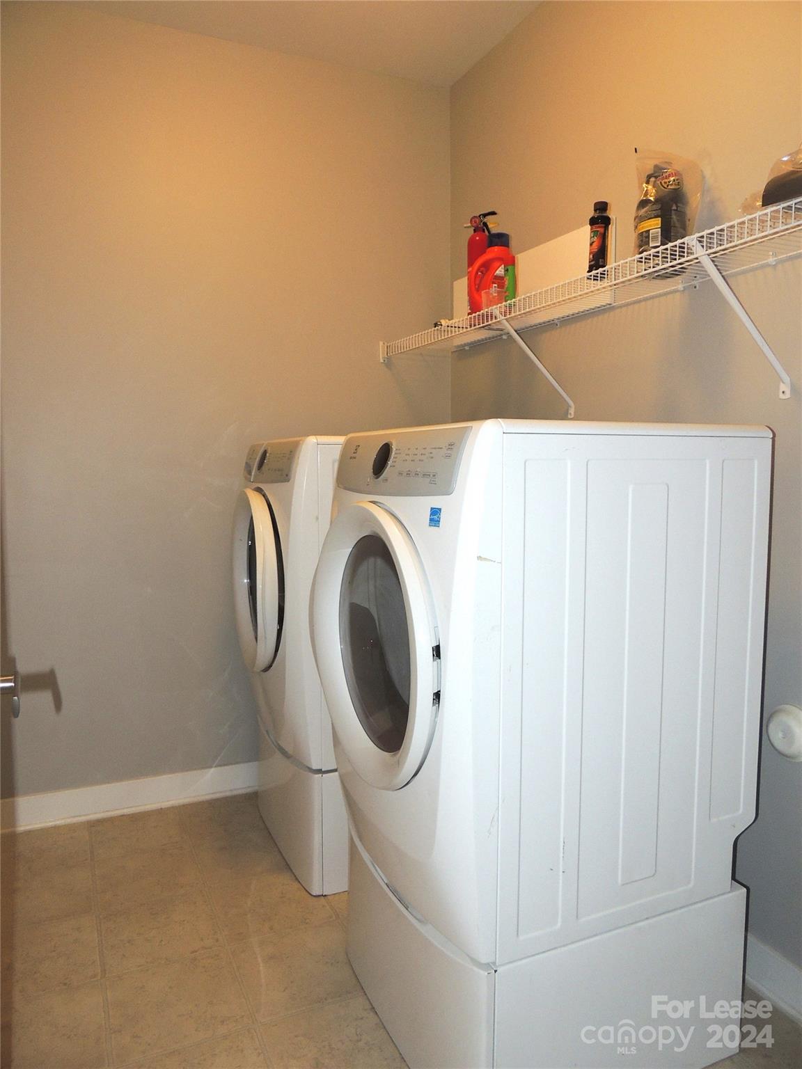 Oakhurst - Residential Lease