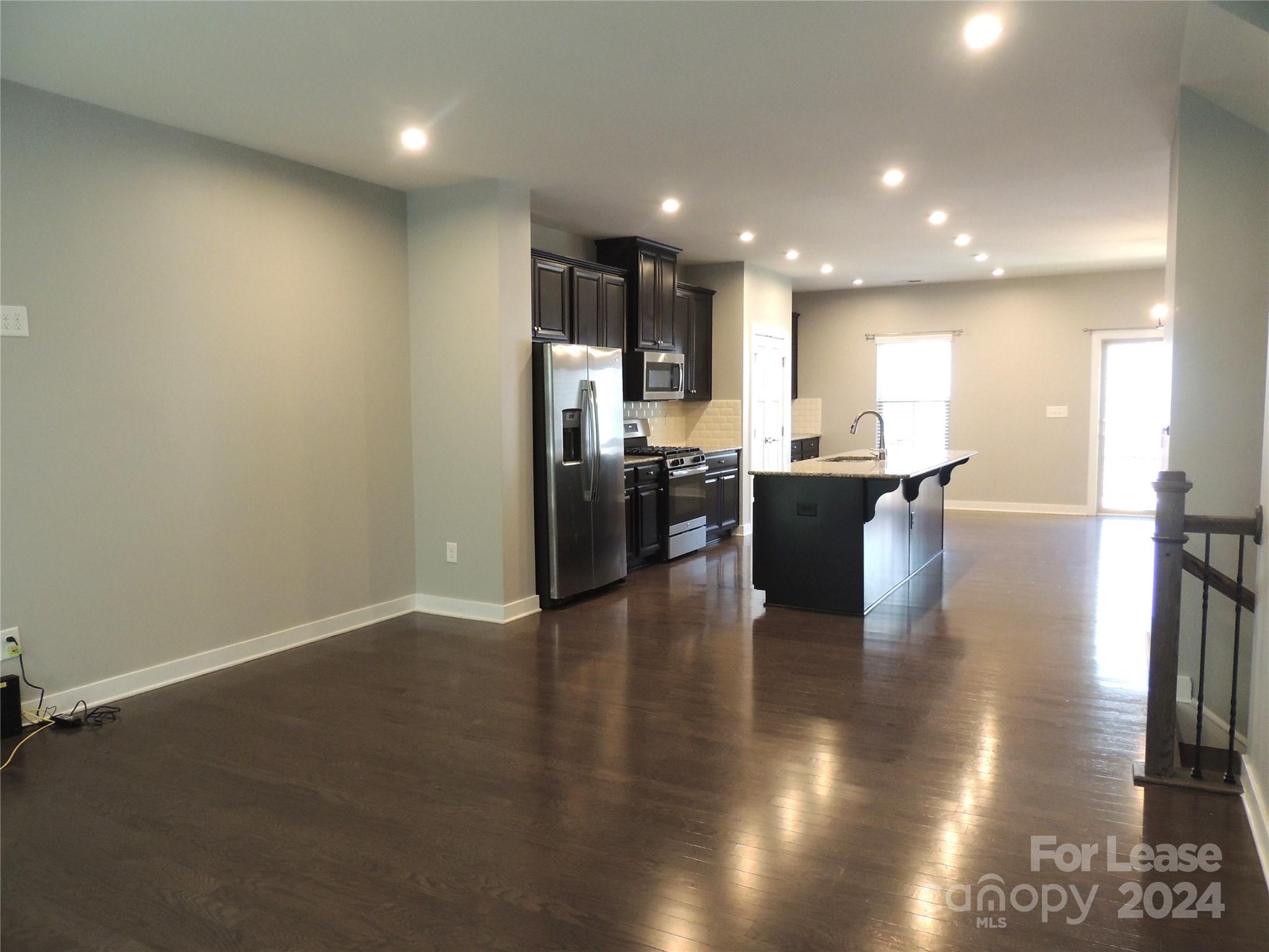 Oakhurst - Residential Lease