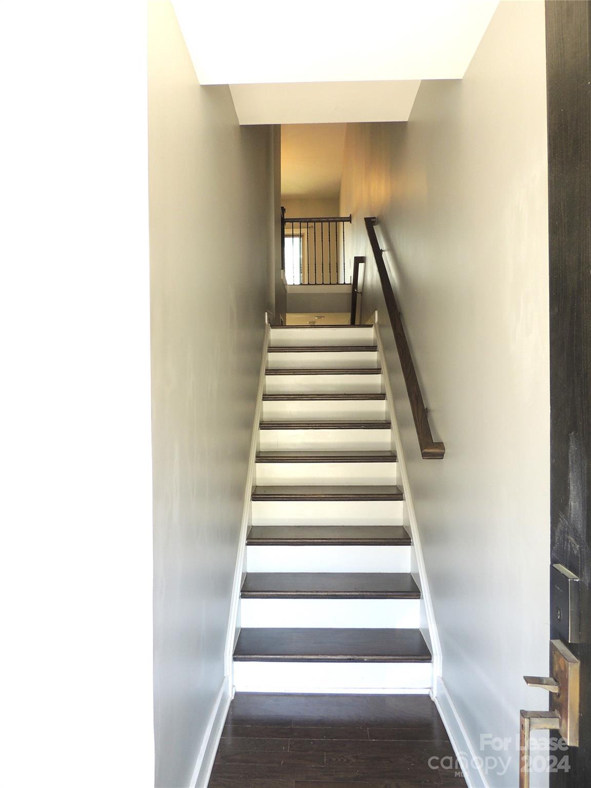 Oakhurst - Residential Lease