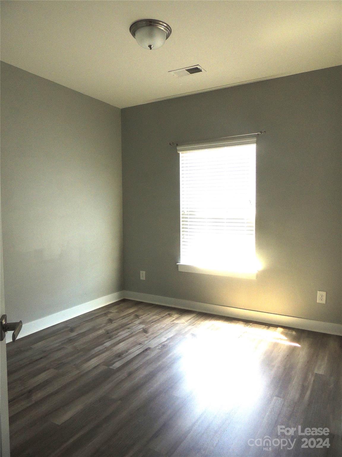 Oakhurst - Residential Lease