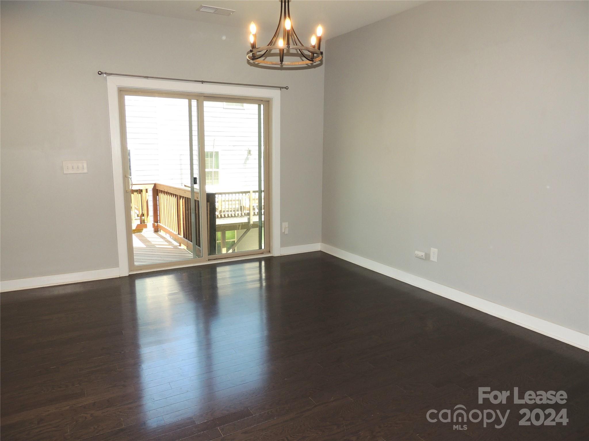 Oakhurst - Residential Lease