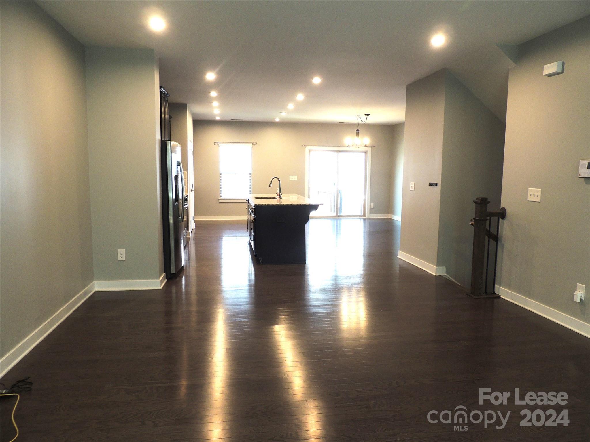 Oakhurst - Residential Lease