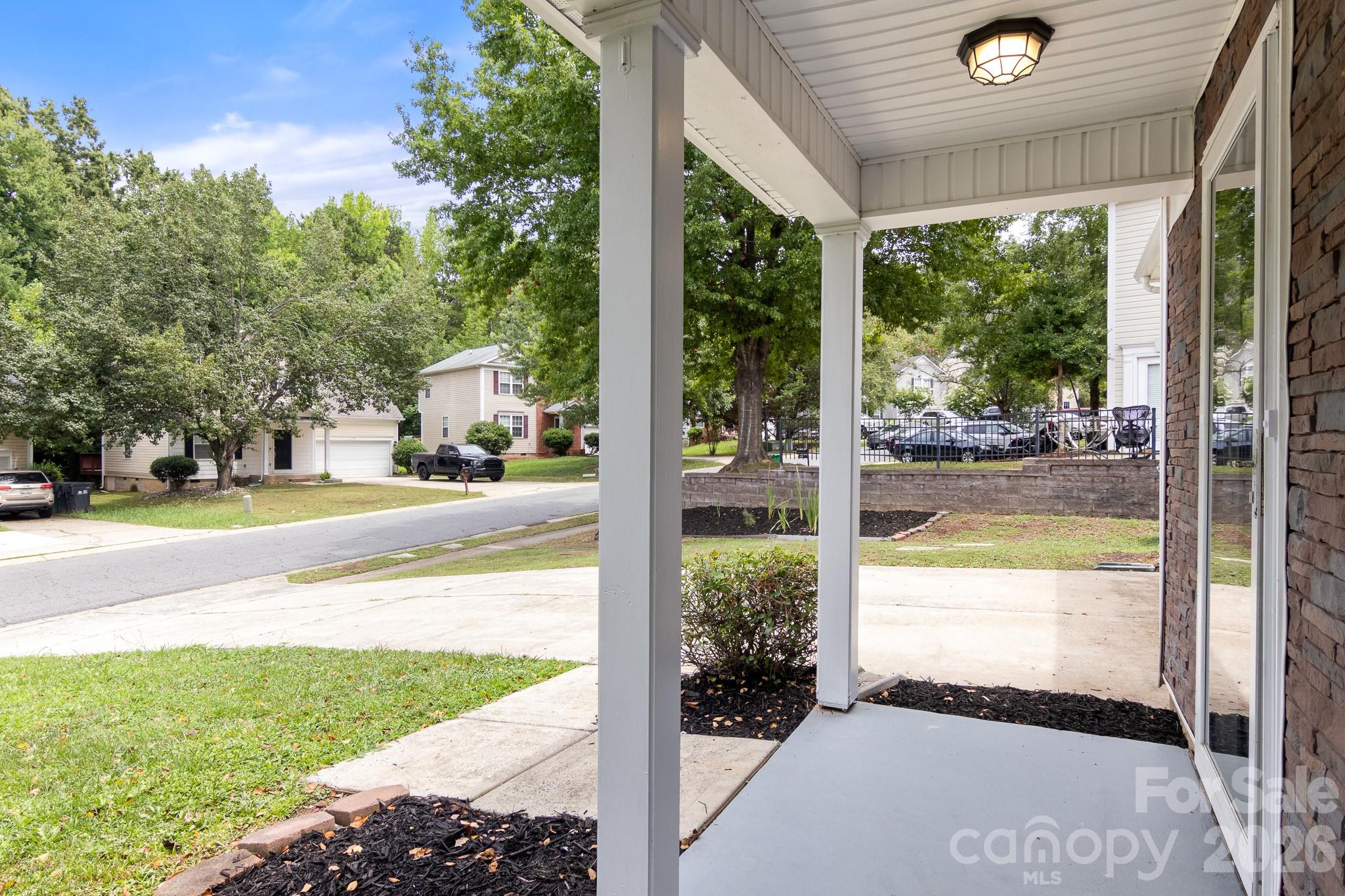 11125 Northwoods Forest Drive