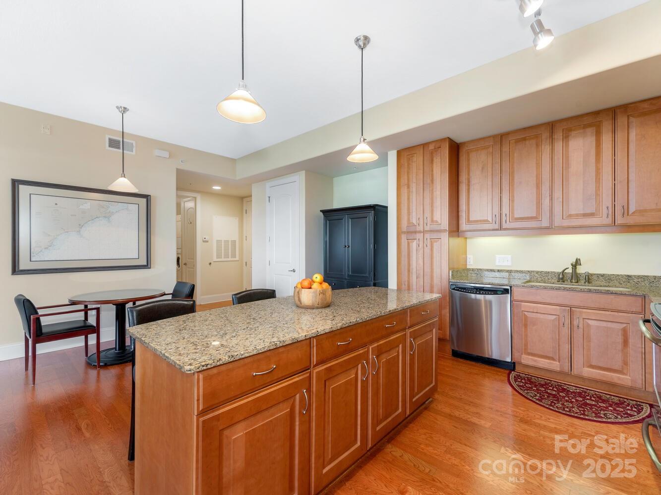 Piedmont Row - Residential