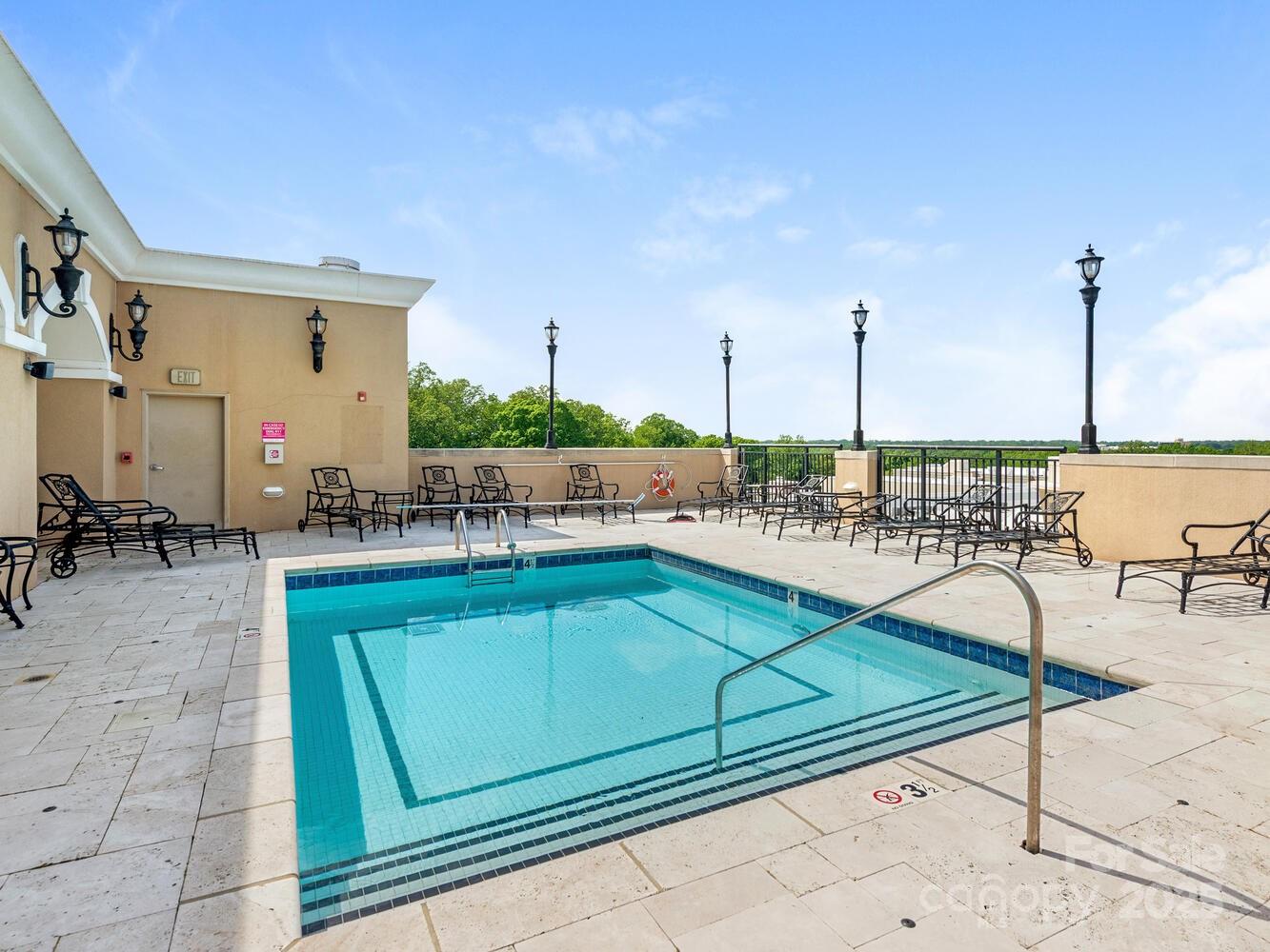 Piedmont Row - Residential