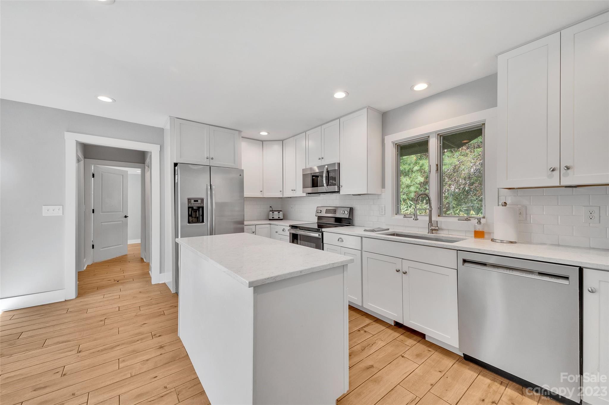 Lake Toxaway Estates - Residential