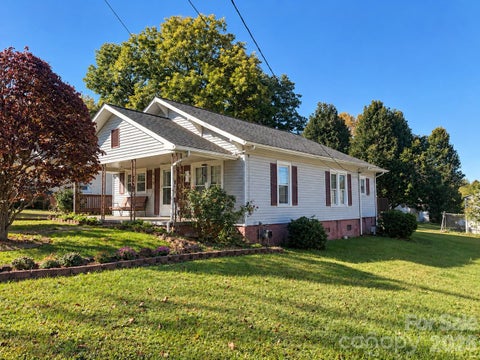 Photo of 808 Faet Street SW, Valdese, NC 28690 (MLS # 4437817)