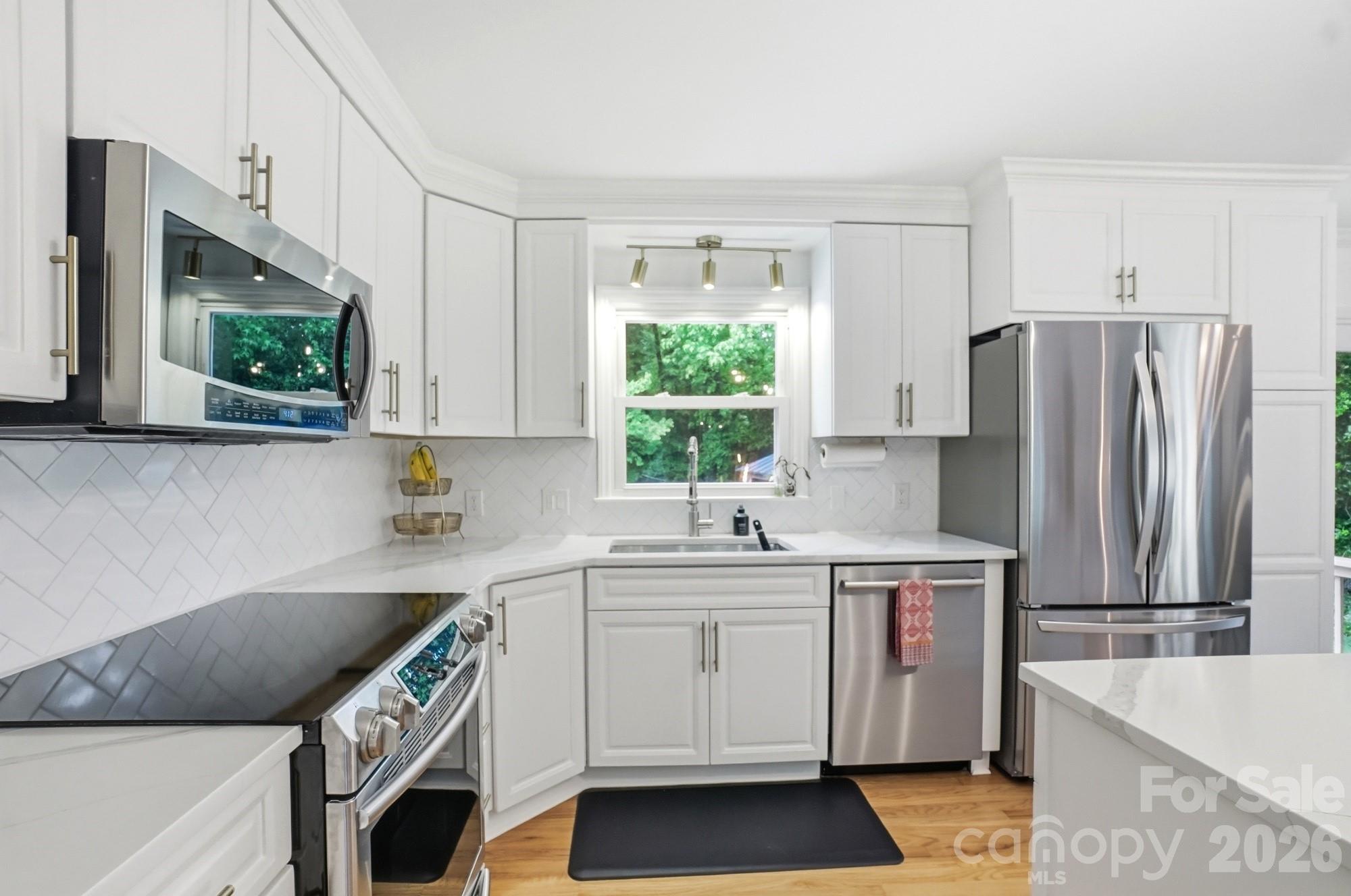 Sardis Woods - Residential