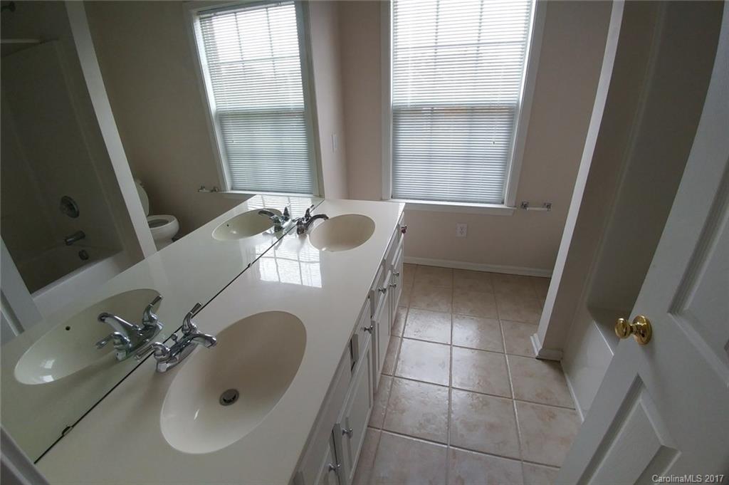 Weston Glen - Residential Lease