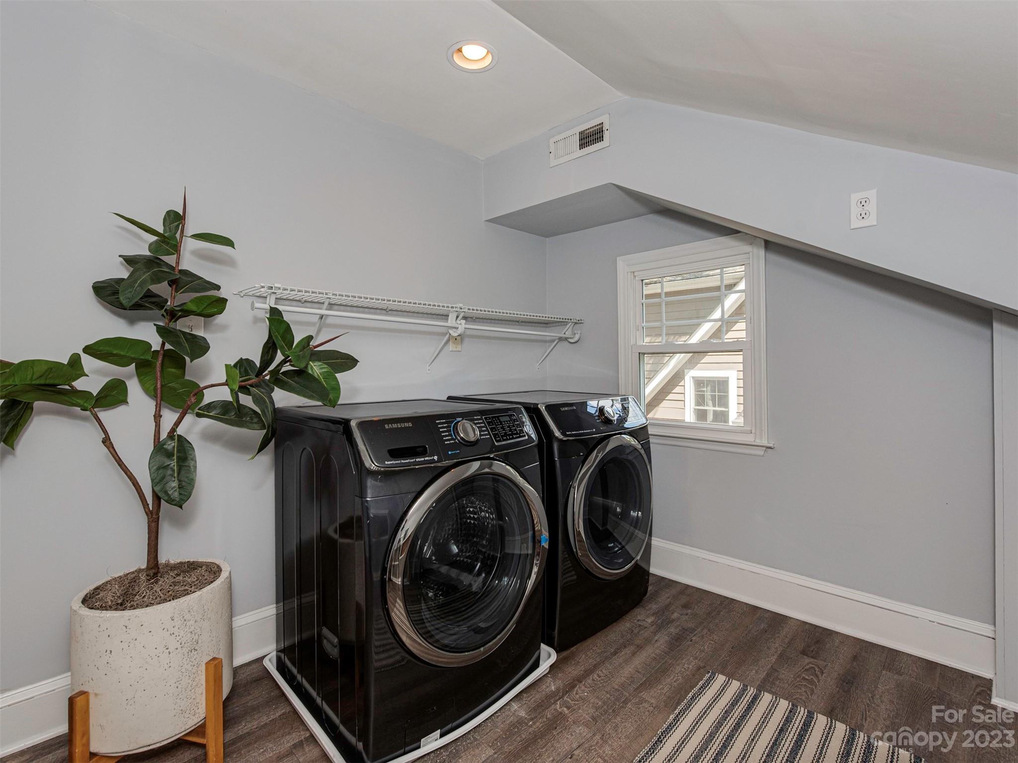 Chantilly - Residential