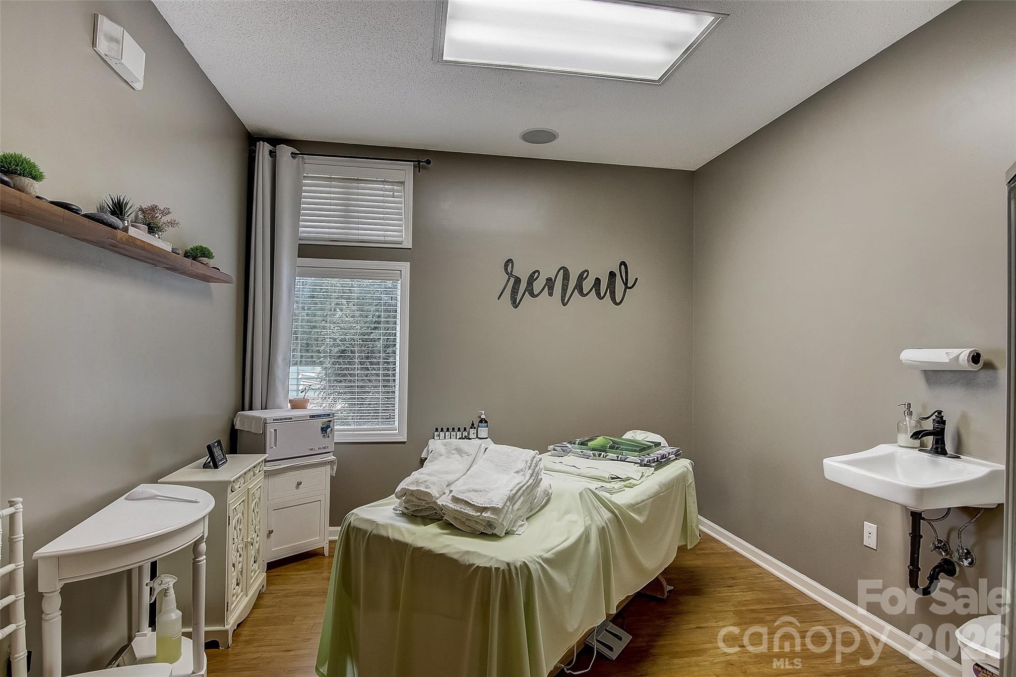 Rumbling Bald on Lake Lure - Residential