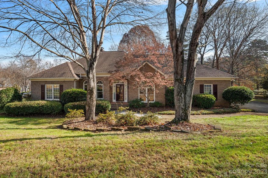 Welcome home! This home offers a sprawling ranch floor plan with large rooms, high ceilings, and a view of the community pond! Primary suite features his and hers walk-in closets and vanities, plus separate tub, shower, and powder room. It is separated from the three secondary bedrooms, which are located on the opposite end of the home. A fifth bedroom with closet and powder room is located upstairs, and makes a terrific bonus room! The formal living room could be an office/study with the addition of doors. The family room is spacious and connects to a screened porch and deck beyond. The kitchen provides a lot of working space for multiple cooks in the kitchen, and the cabinets are solid wood and could easily be painted for an updated look. or consider opening the wall between kitchen and family room to achieve an open floor plan with island. Beautiful cul-de-sac setting! Arch. shingle 30-year roof 2012. Bonus room HVAC wall system installed 2023. 2 HVAC:Heat 2002/2005, AC 2005, 2011.