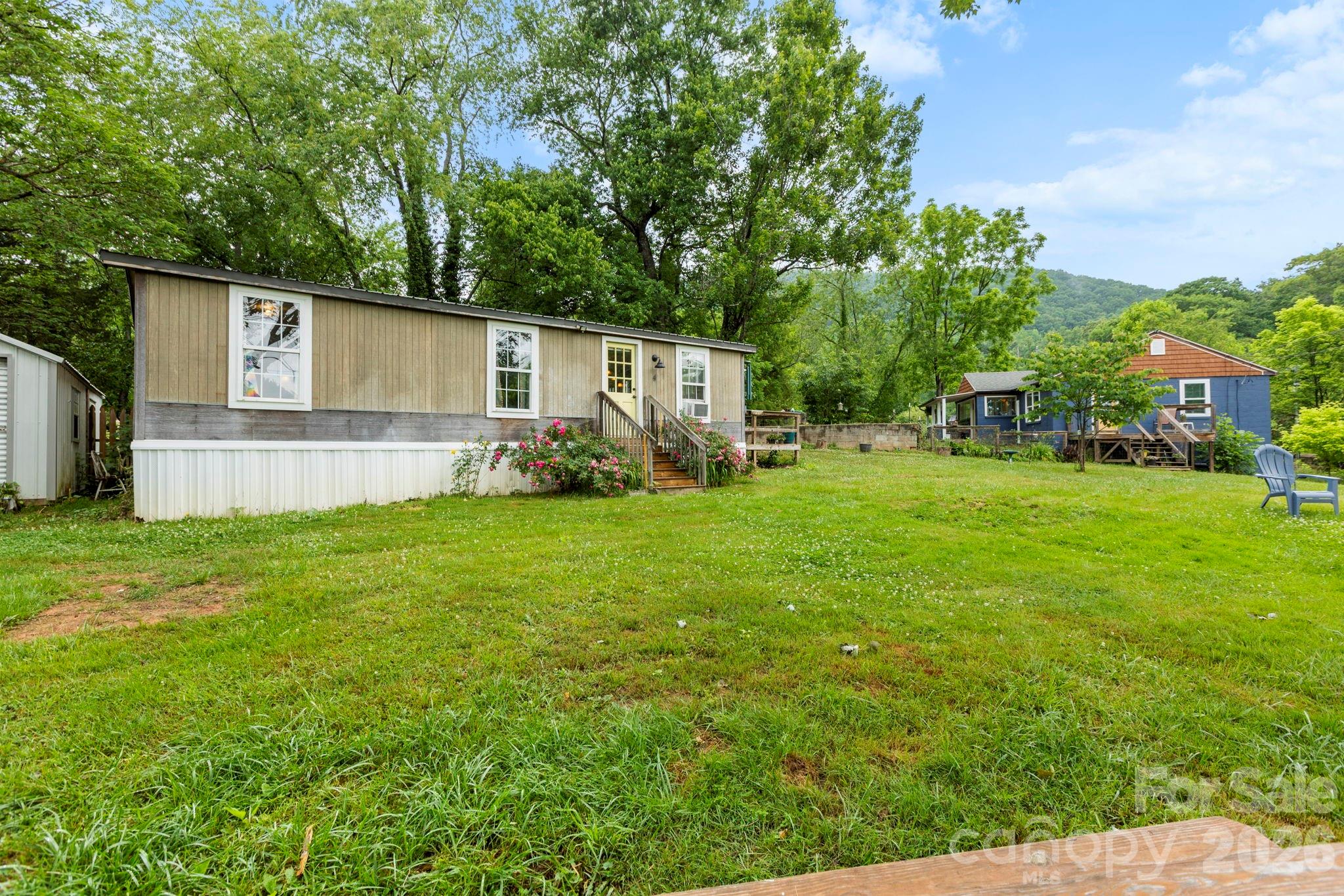 4 Mountain View Road