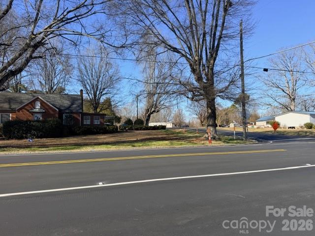 2060 Charlotte Highway