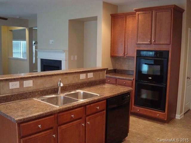 Hamilton Lakes - Residential Lease