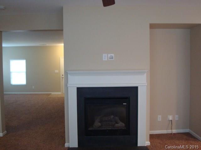 Hamilton Lakes - Residential Lease