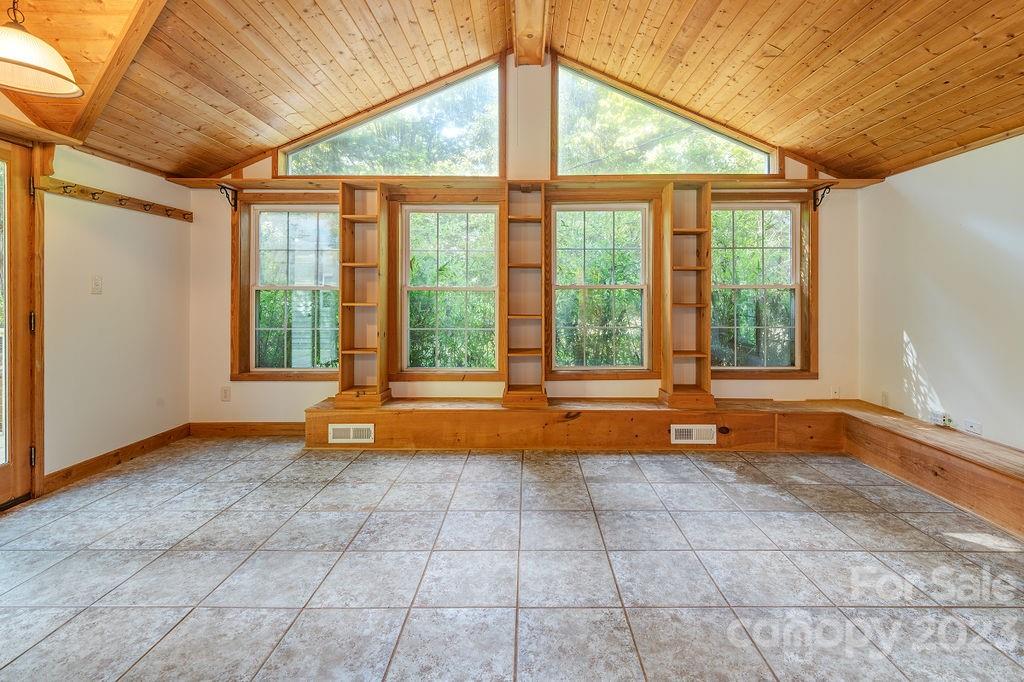 Broadview Acres - Residential