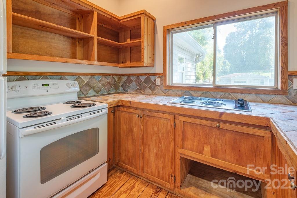 Broadview Acres - Residential