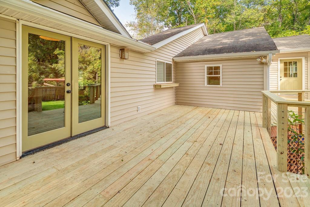 Broadview Acres - Residential