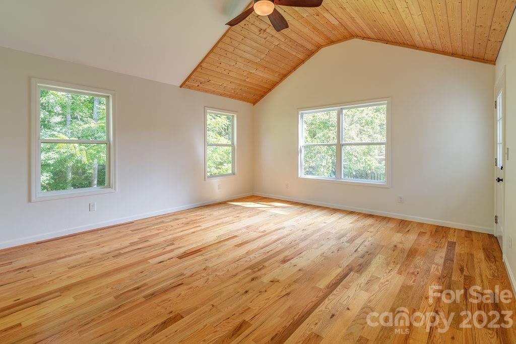 Broadview Acres - Residential