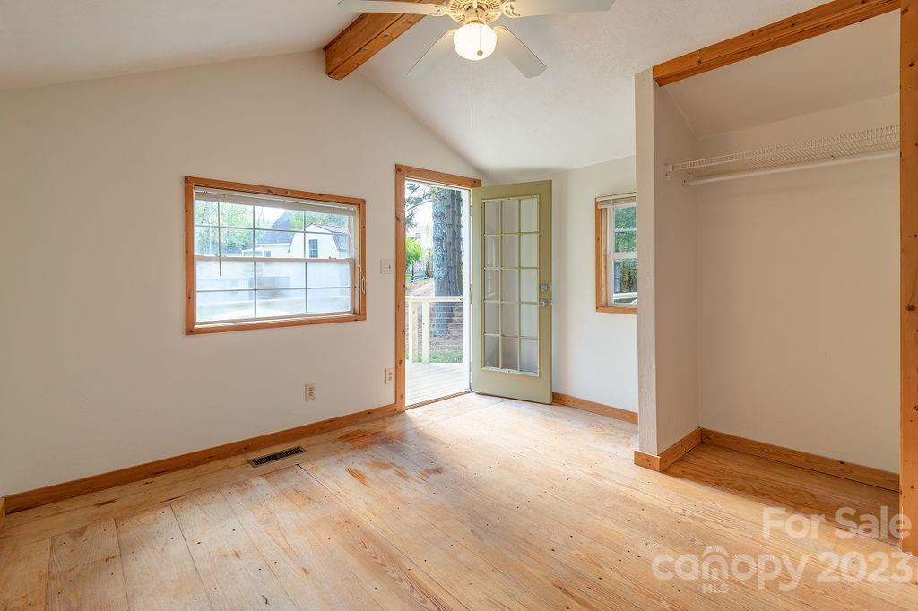 Broadview Acres - Residential