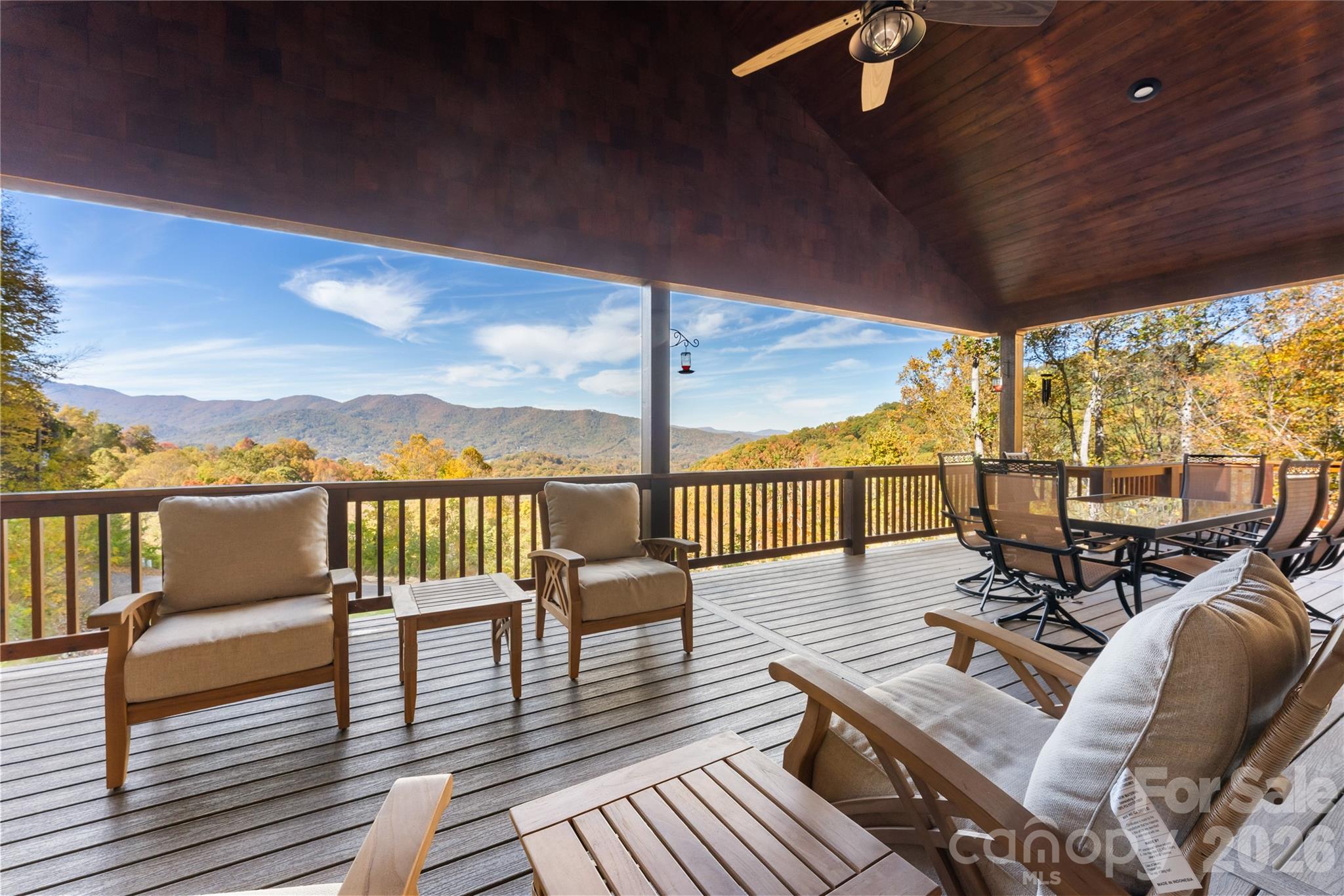 Sanctuary Cove - Residential