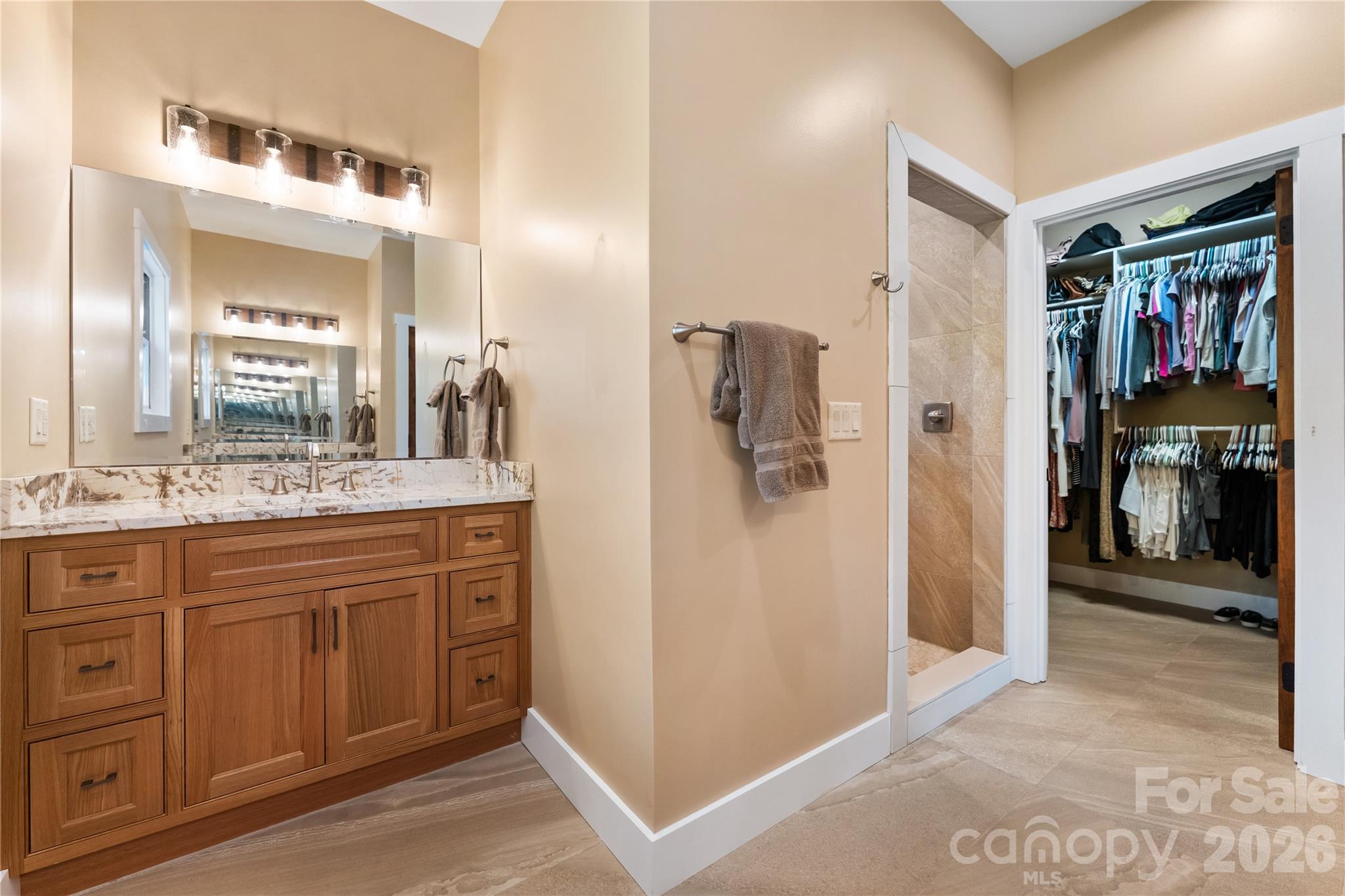 Sanctuary Cove - Residential