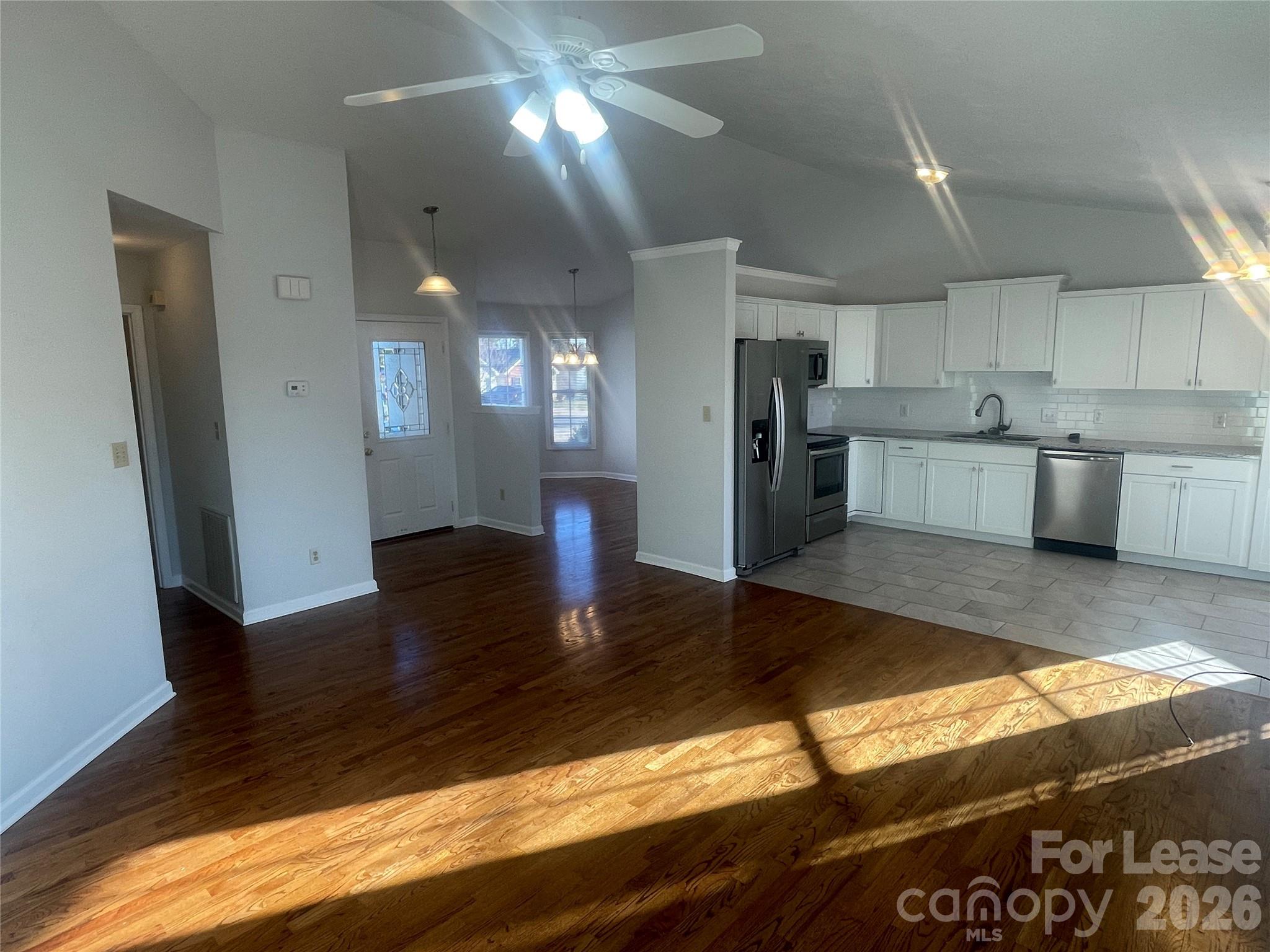 1444 Farmington Hills Drive
