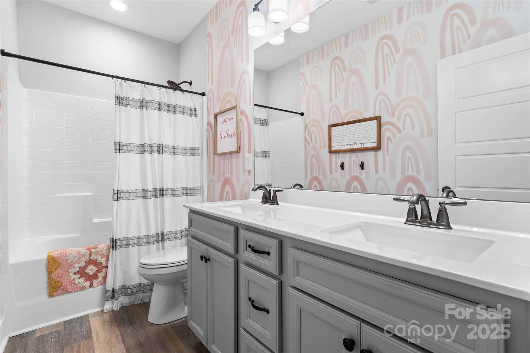 Paddlers Cove - Residential