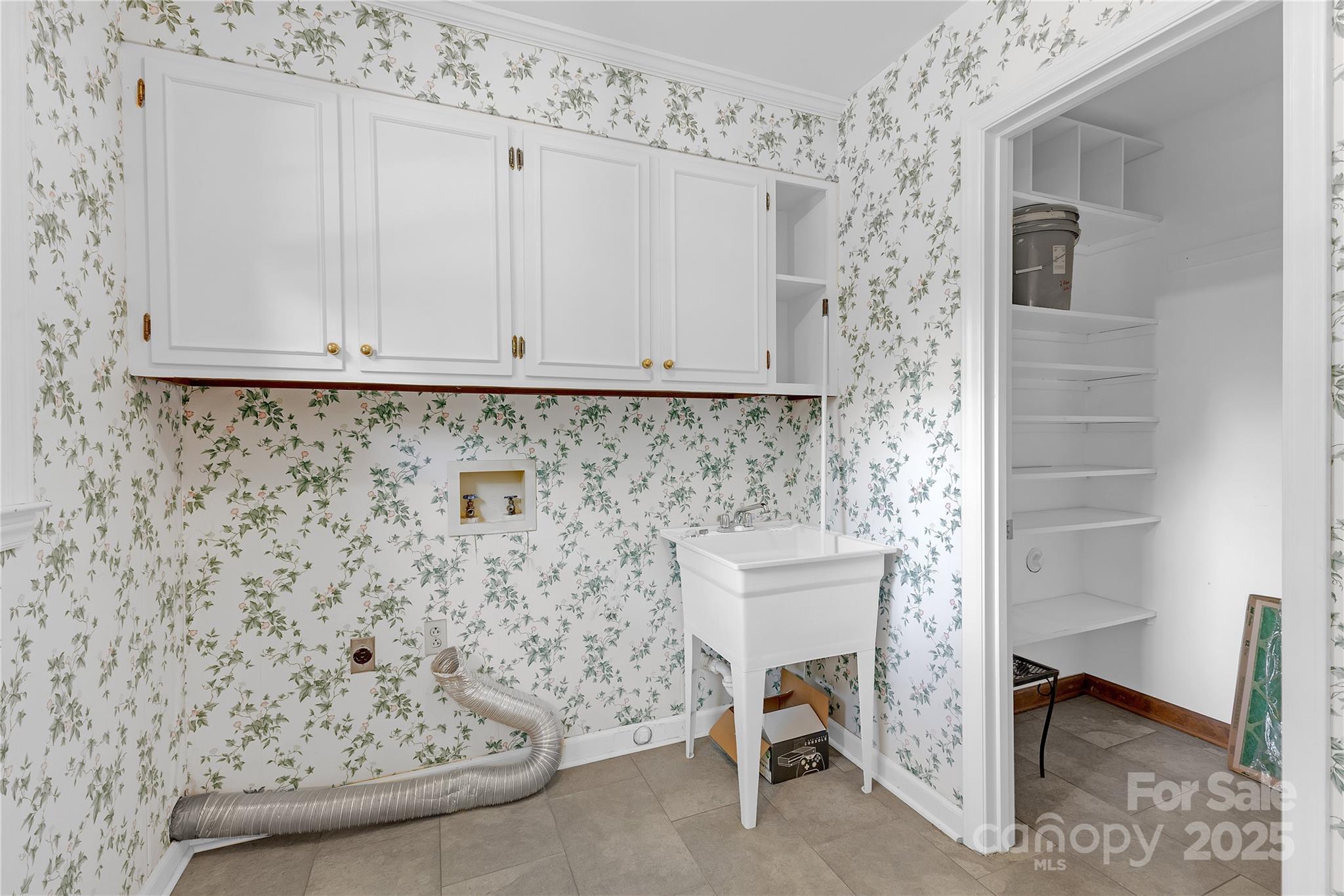 Lansdowne - Residential