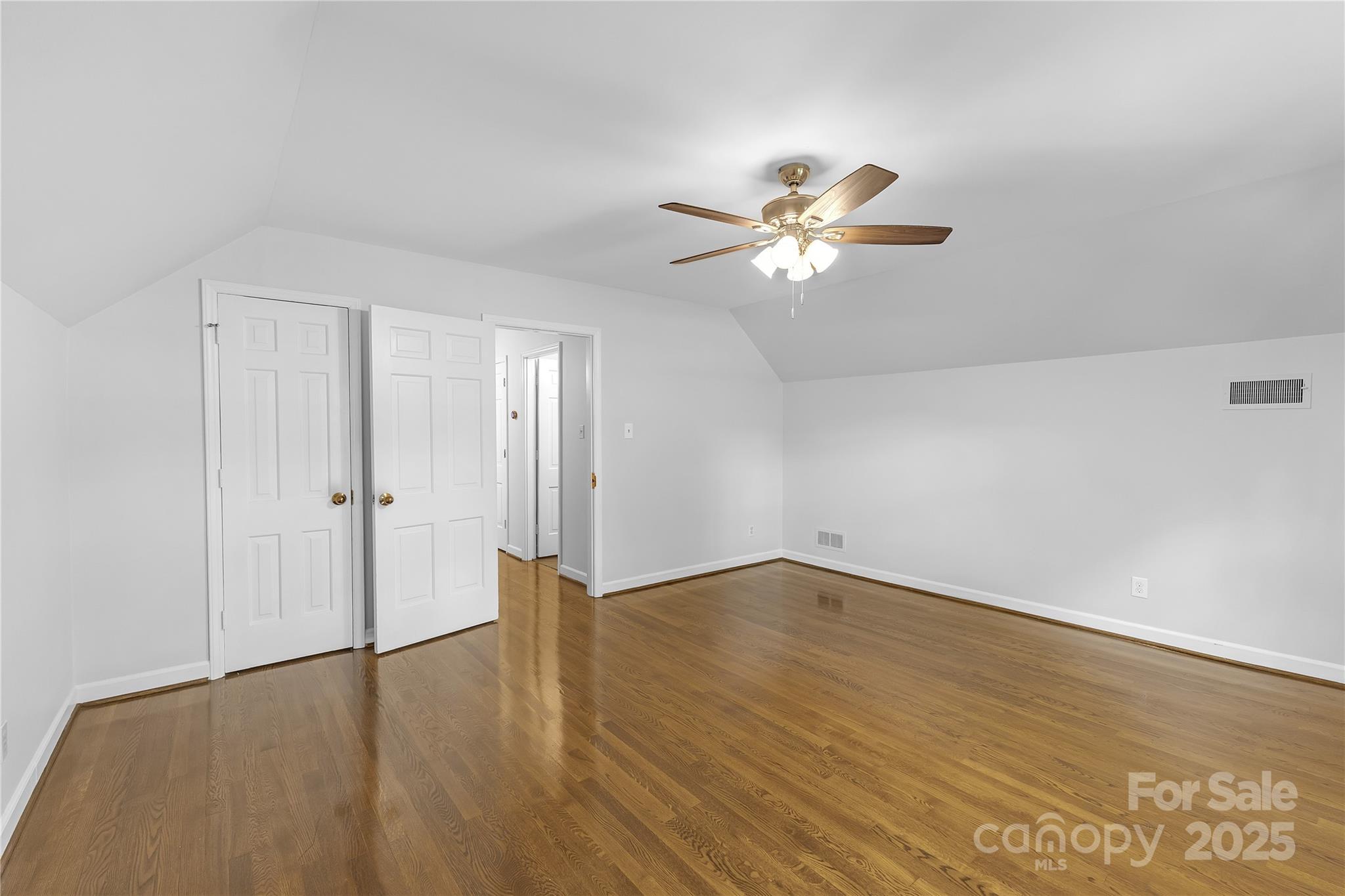 Lansdowne - Residential