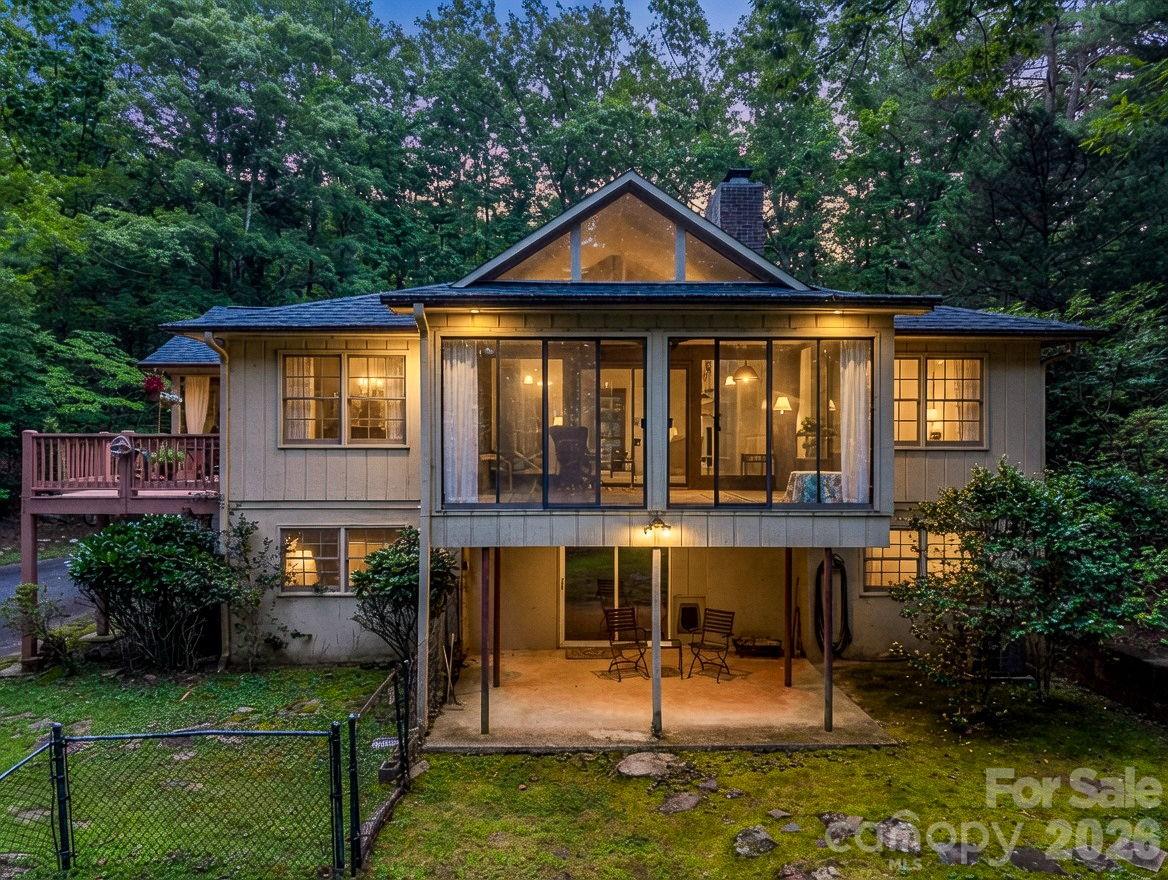 390 Mountain Laurel Drive