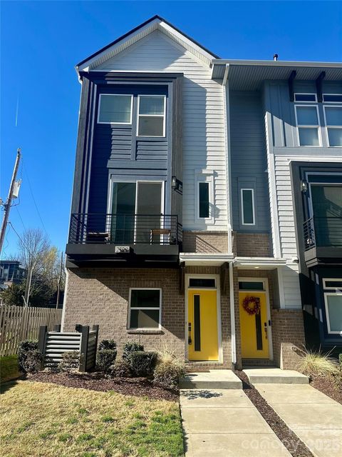 Photo of 2128 Electric Lane, Charlotte, NC 28205 (MLS # 4357927)