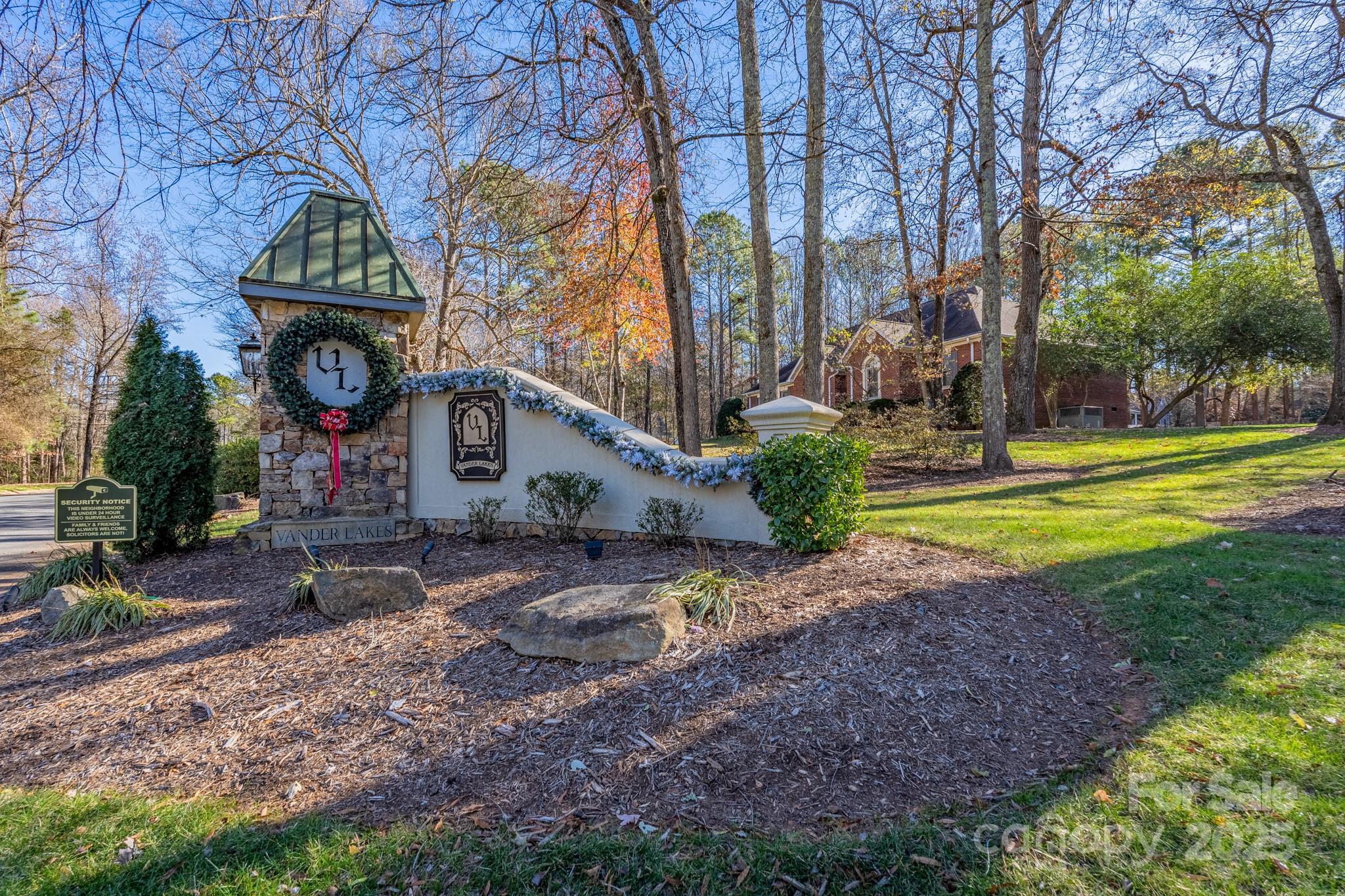 Vanderlakes - Residential