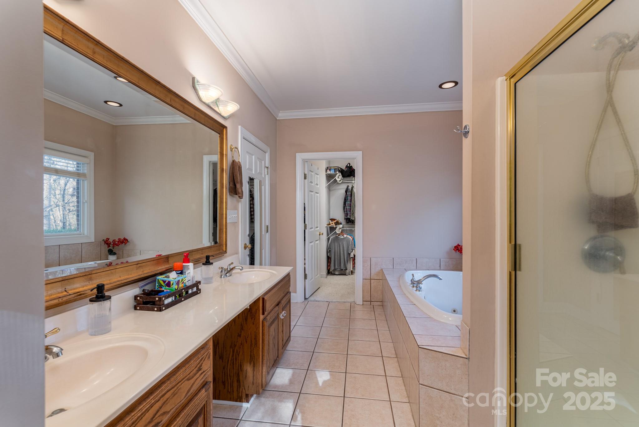 Vanderlakes - Residential