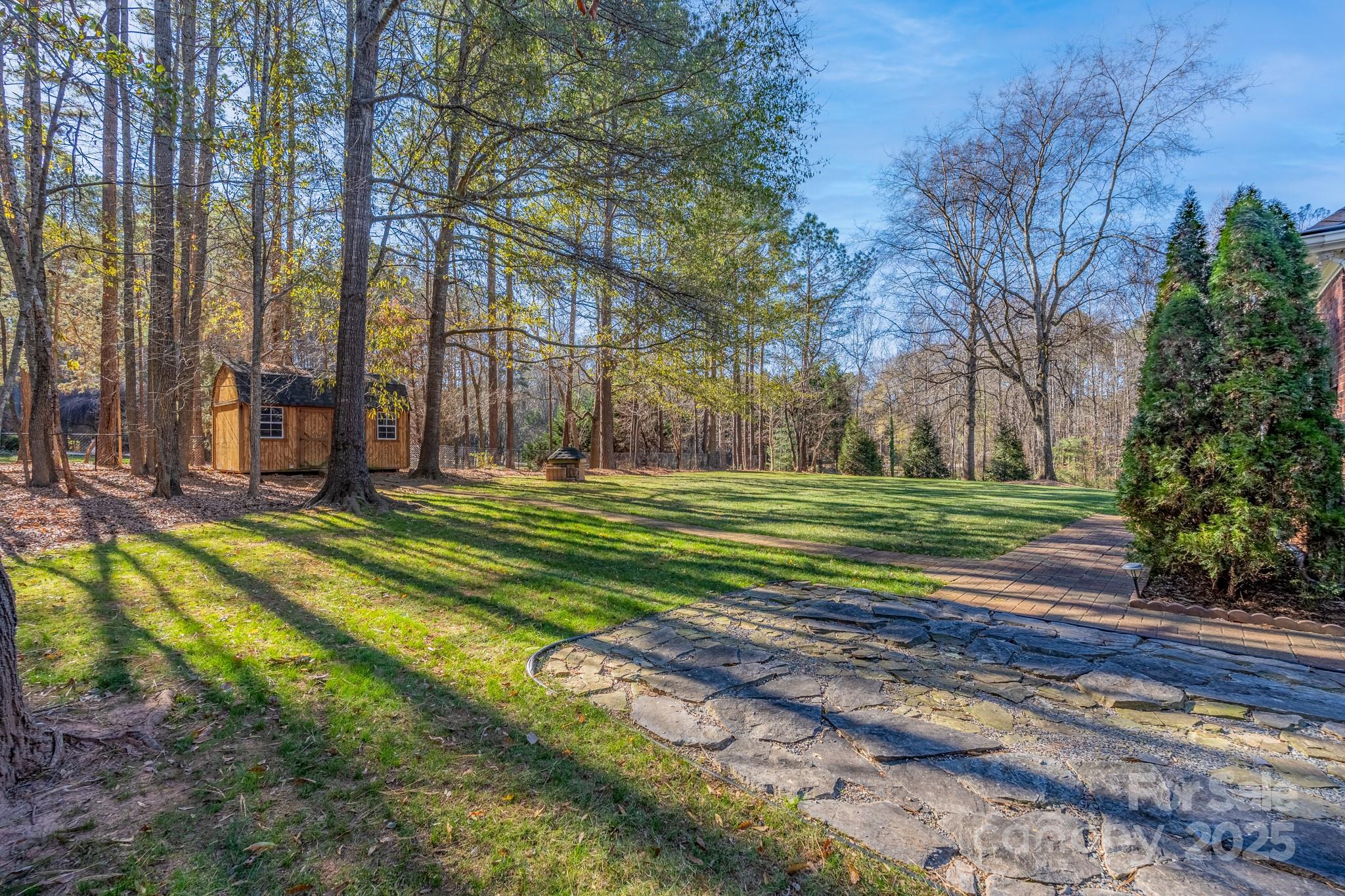 Vanderlakes - Residential