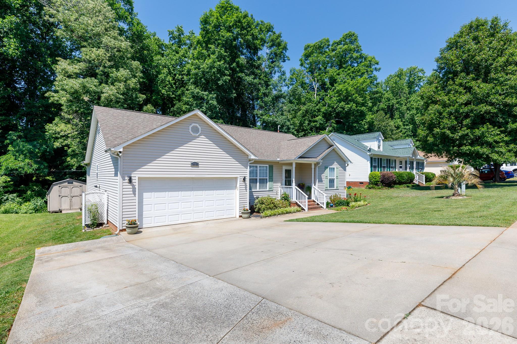2312 Nuthatch Drive