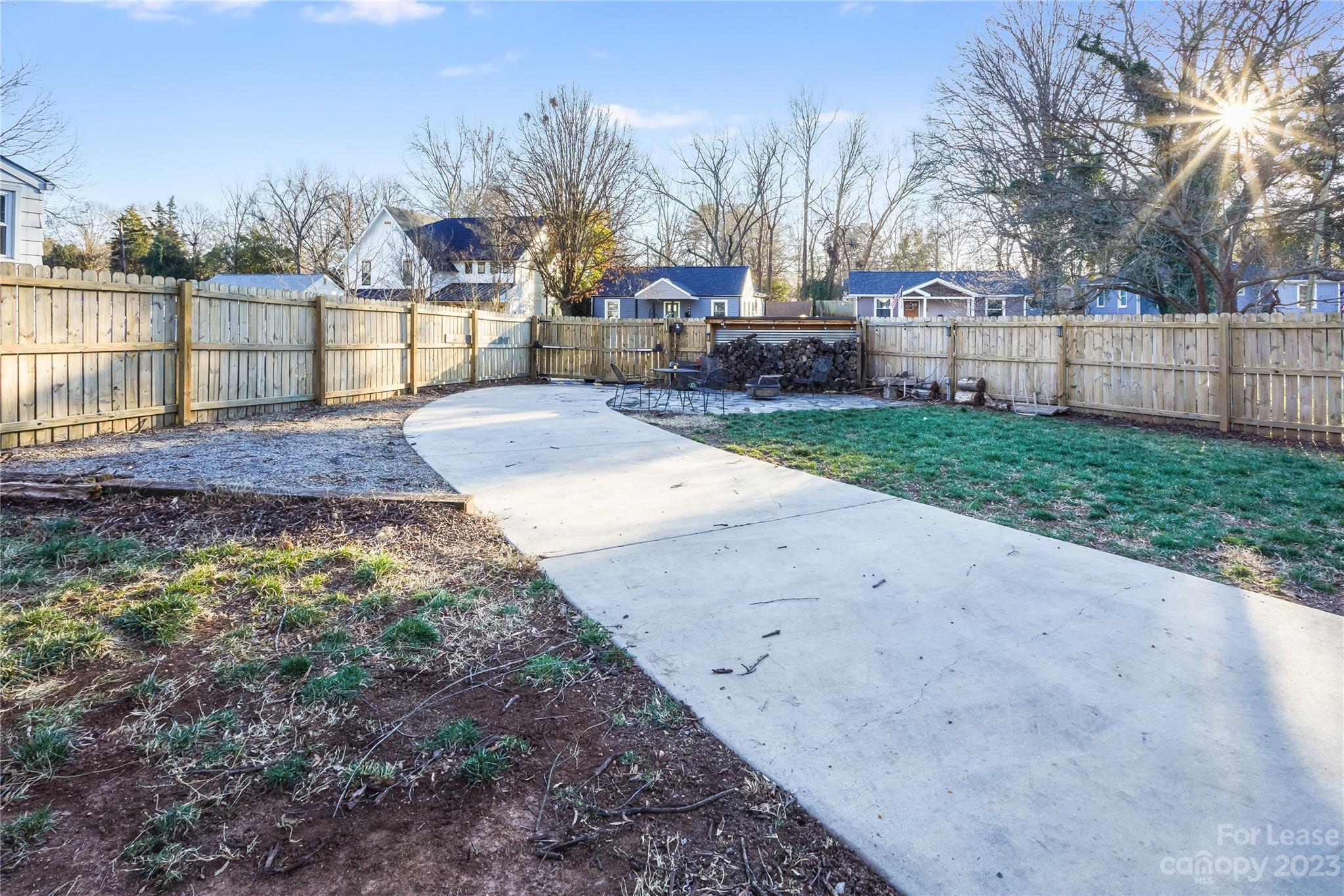 Shamrock - Residential Lease