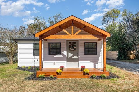 Photo of 1402 Birch Street, Kannapolis, NC 28081 (MLS # 4315178)