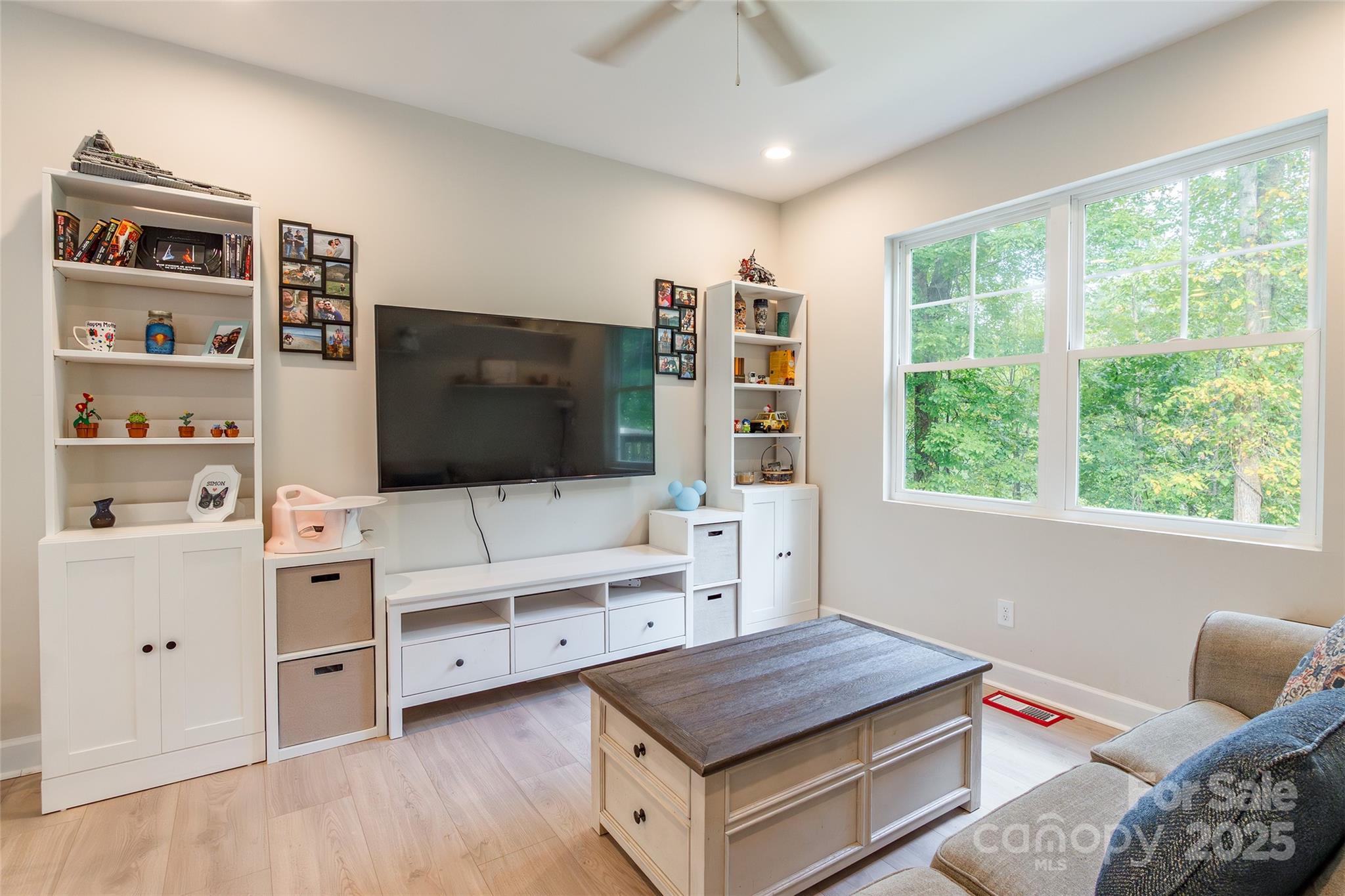 Summer Ridge - Residential