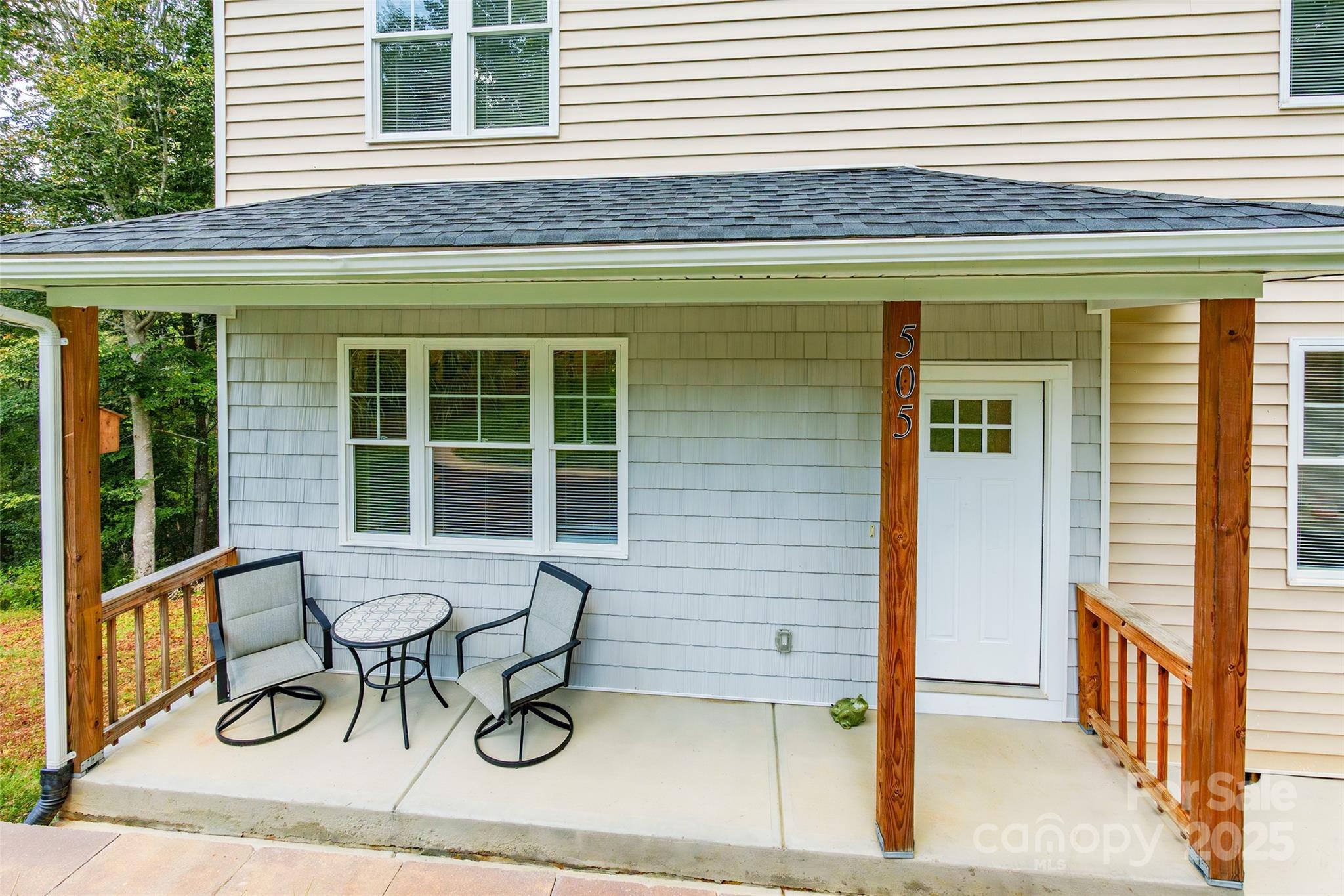 505 Summer Creek Drive