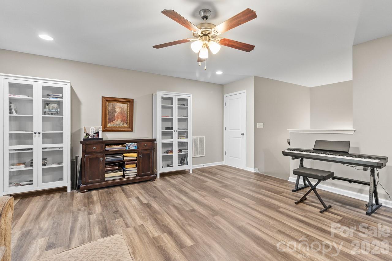 Kellswater Bridge - Residential