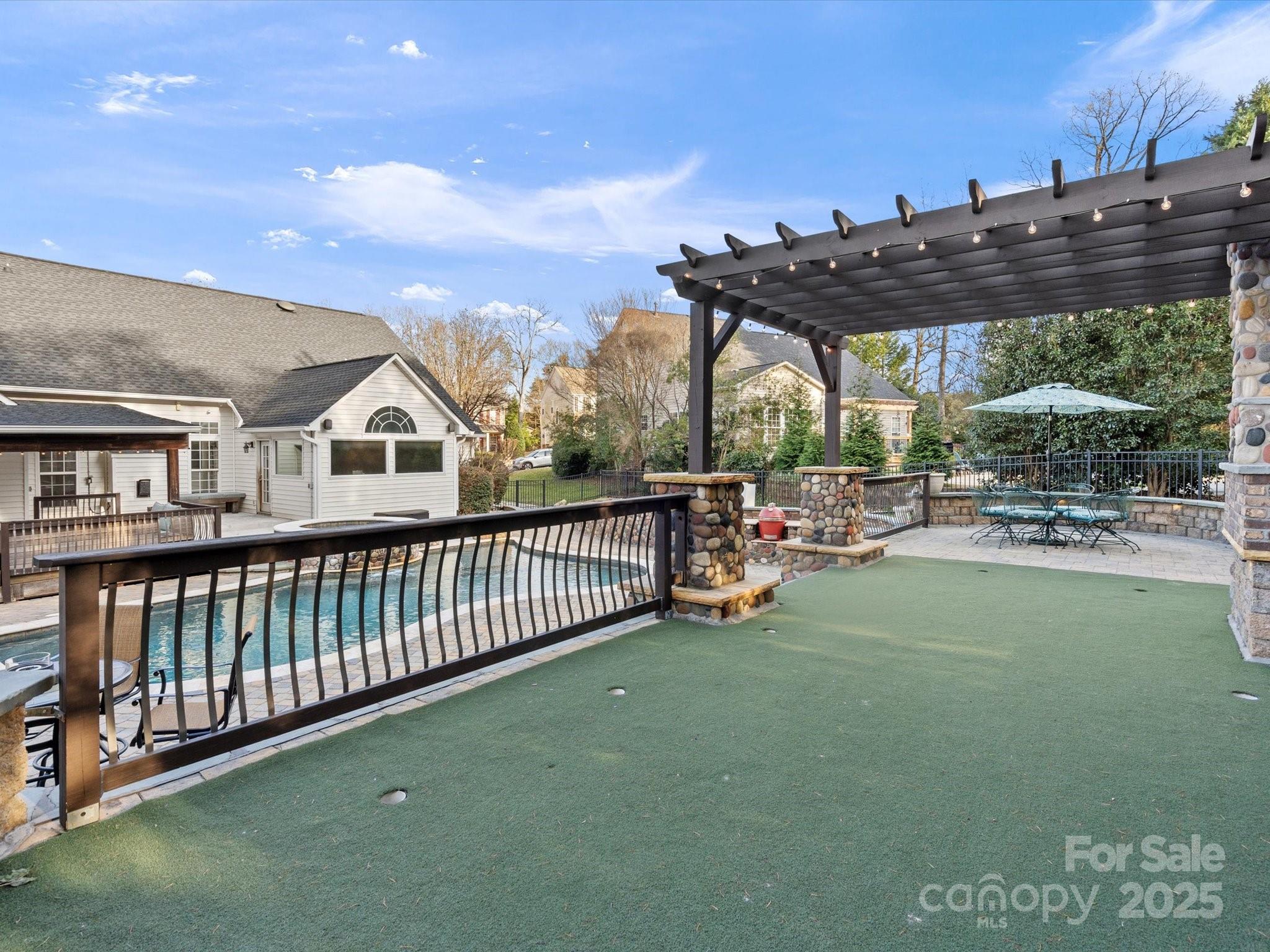 Sutton Place - Residential