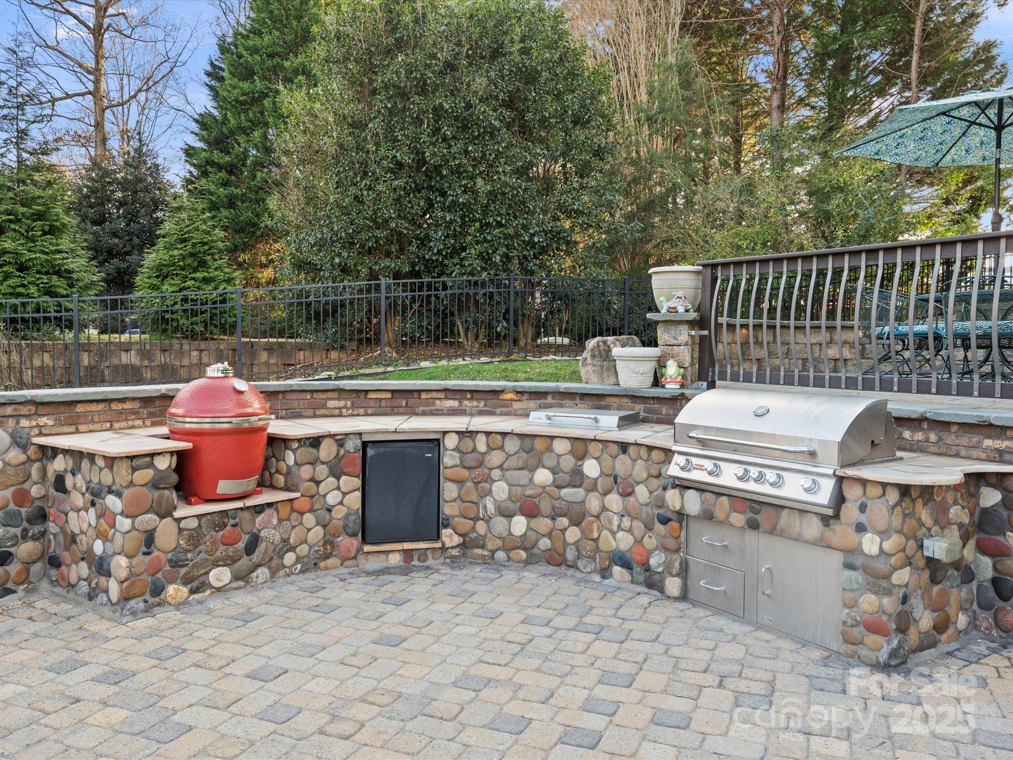 Sutton Place - Residential