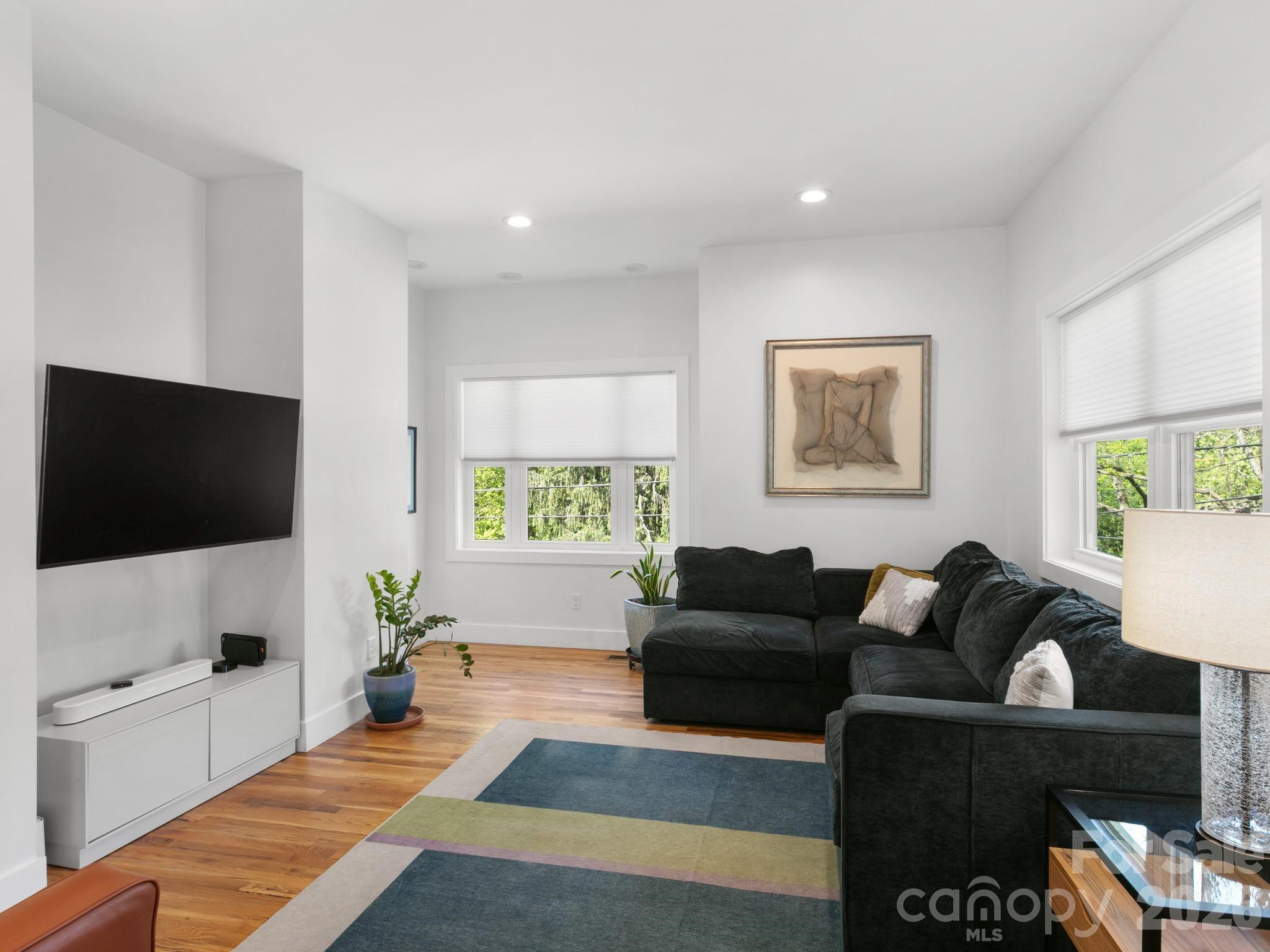 46 Rumbough Place