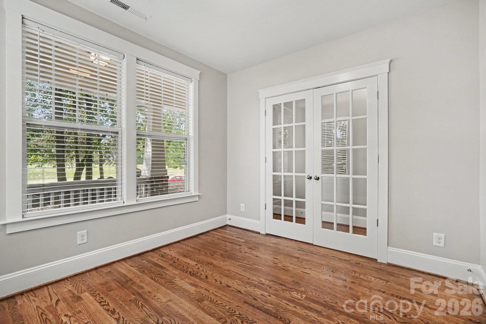 734 Waterscape Court