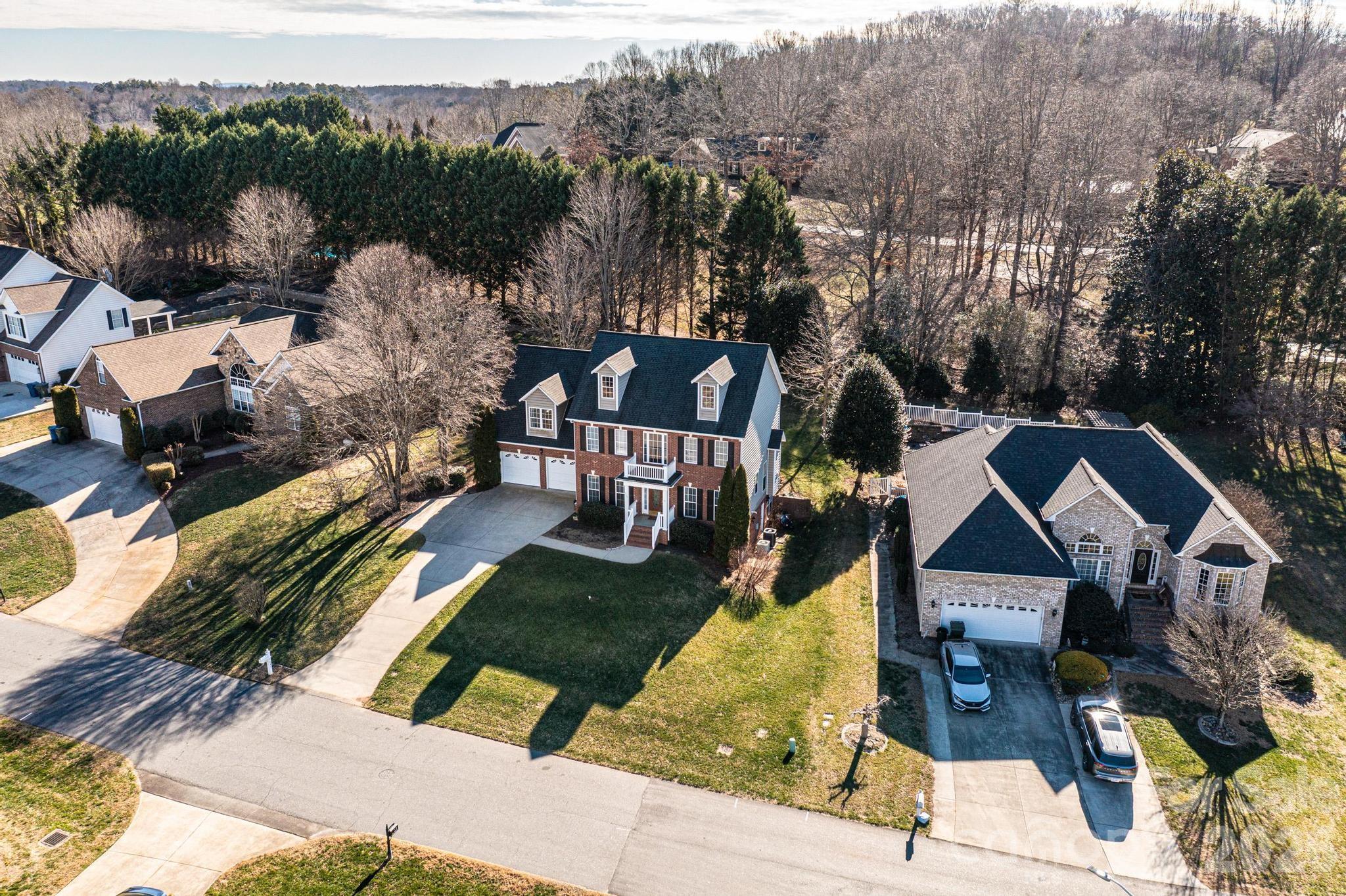 5045 Old River Drive